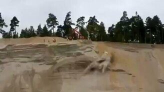 Успешный заезд в крутую гору - смотреть видео (0:32)