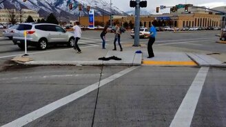 Проспорил - танцуй! - смотреть видео (2:57)