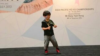 Шестилетний виртуоз с катушками йо-йо - смотреть видео (3:42)