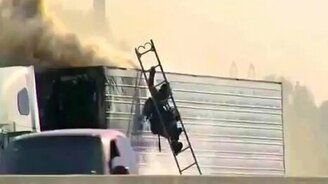 Пожарному не повезло - смотреть видео (0:20)