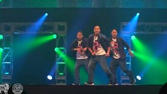 Танец ритмичных девушек - смотреть видео (5:02)