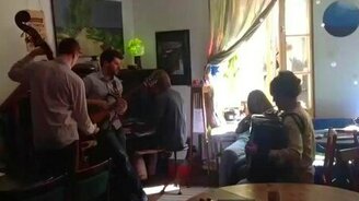 Репетиция, перетекающая в жизнь - смотреть видео (0:54)