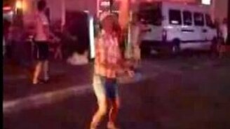 Игрушечный танцор - смотреть видео (1:36)