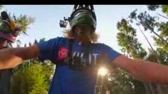 Сальто на велике через пикап - смотреть видео (0:47)