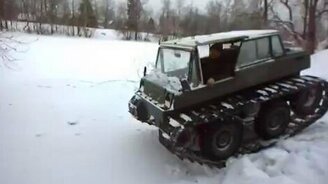 Гусеничный вездеход-самоделка - смотреть видео (8:57)