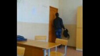 Не стоило так жёстко будить - смотреть видео (0:26)