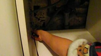 Достаём лисёнка из-под раковины - смотреть видео (1:10)