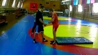 Да я сделаю это сальто, не веришь? - смотреть видео (0:27)