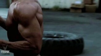 Мастер турника - смотреть видео (3:34)