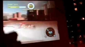 Изображение проектора на стене жилого дома - смотреть видео (0:26)