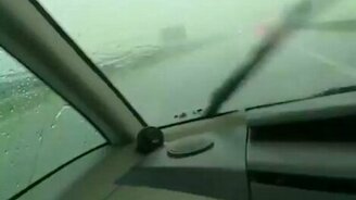 Мощный удар молнии - смотреть видео (0:09)