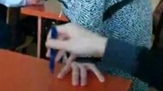 Рисковый парень и учительница - смотреть видео (0:13)