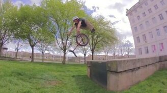 Мастер уницикла - смотреть видео (0:12)