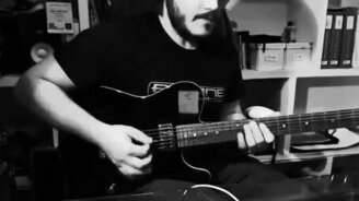 Кот, который любит тяжёлую музыку - смотреть видео (1:52)