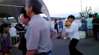 Увлечённый танцор-любитель - смотреть видео (4:03)