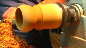 Красивая работа с деревом на станке - смотреть видео (9:58)