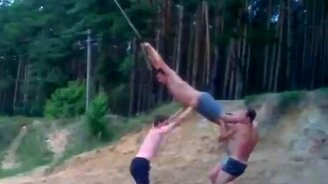 Неудача на тарзанке - смотреть видео (0:28)