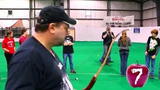 Ловкое обращение с оружием - смотреть видео (3:12)