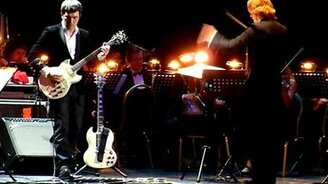 Звезда по имени Солнце в исполнении оркестра - смотреть видео (3:45)