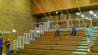 Съехали на попе - смотреть видео (0:14)