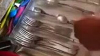 Кухонный музыкант - смотреть видео (1:12)