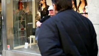 Уличный музыкант с мощным голосом - смотреть видео (4:51)