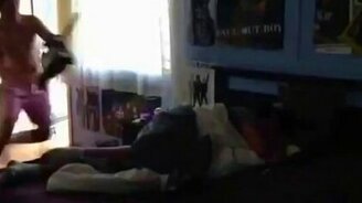 Как будить врага - смотреть видео (0:11)