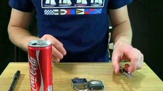 Вскрываем замок при помощи жестянки - смотреть видео (2:59)