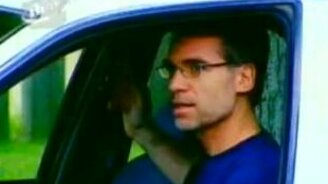 Полиция разыгрывает народ - смотреть видео (1:32)