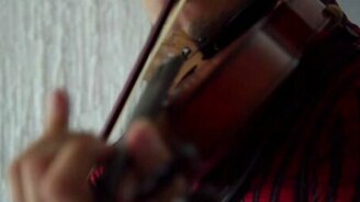 Саксофон, рояль и две скрипки - смотреть видео (2:43)