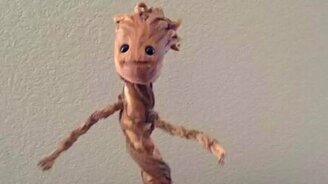 Забавная незамысловатая игрушка - смотреть видео (0:38)