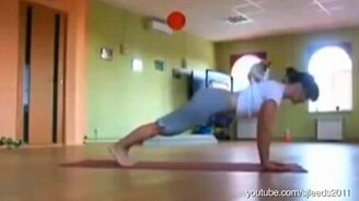 Йогини и их питомцы - смотреть видео (2:42)