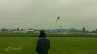 Пилотаж на радиоуправляемом вертолёте - смотреть видео (5:21)