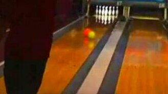 Чёткий боулинг - смотреть видео (1:43)