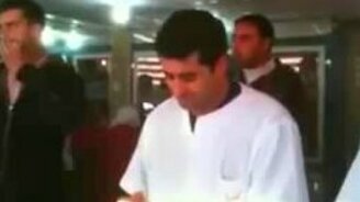 Ловкий повар-жонглёр - смотреть видео (0:41)