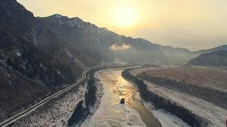 Красота и величие зимнего Алтая - смотреть видео (17:32)