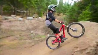 Самый высокий прыжок на велике - смотреть видео (0:07)