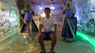 Обливание в музее вечной мерзлоты - смотреть видео (1:14)