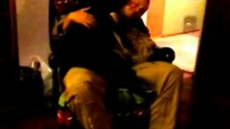 Пёс, который очень скучал по хозяину - смотреть видео (2:30)