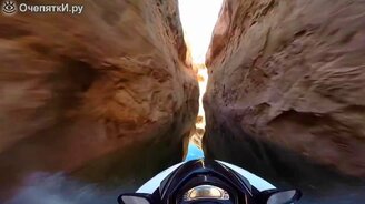 Опасный заезд на гидроцикле - смотреть видео (1:58)