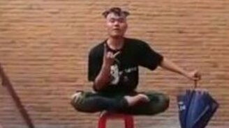 Азиатский гений видеомонтажа - смотреть видео (2:07)