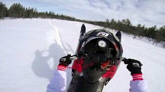 На снегоходе по воде - смотреть видео (1:21)