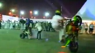 Арабский виртуозный стант - смотреть видео (0:26)