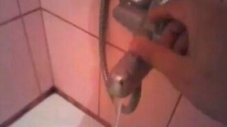 Дёрганый смеситель - смотреть видео (0:44)