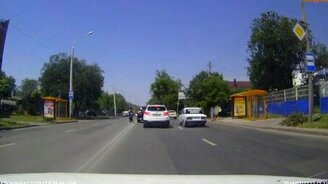 Про безмозглых пешеходов - смотреть видео (0:57)