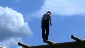 И в 60 лет он горазд на экстрим! - смотреть видео (0:30)