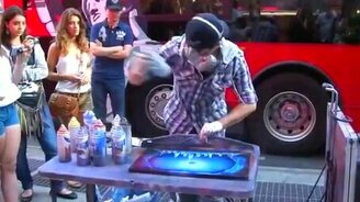 Уличный художник баллончиками - смотреть видео (6:50)