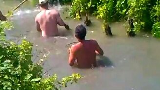 Грузины рыбачат - смотреть видео (4:26)