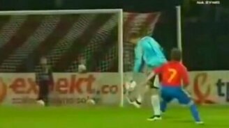 Самые смешные красные карточки - смотреть видео (4:41)