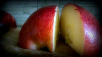 Необычная обыденность в обратном порядке - смотреть видео (1:13)